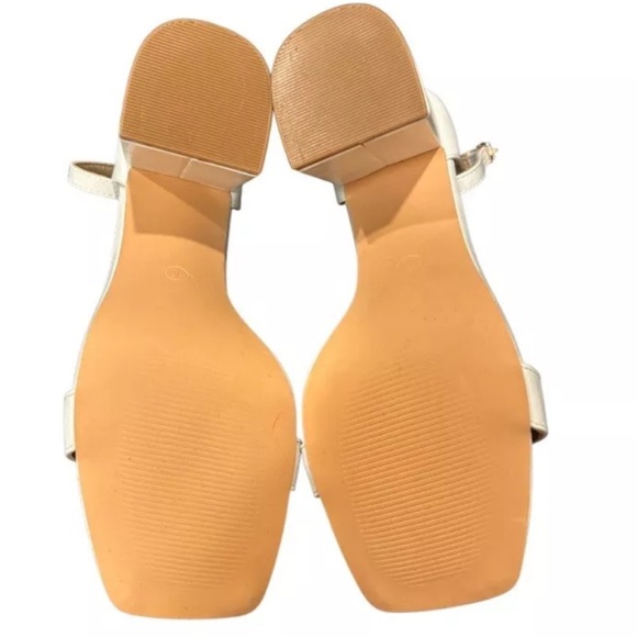 IDIFU‎ NWOT White Block Heel Ankle Strap Wrap Sandal in size 10. - Picture 5 of 6